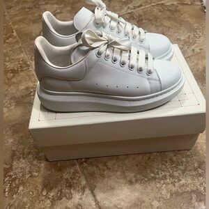Alexander Mqueen Oversized Sneaker (Men)